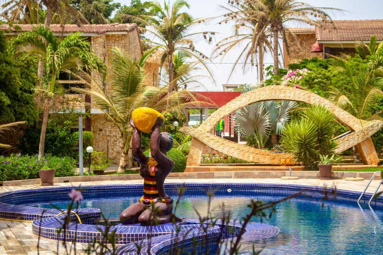 Iris Hotel Toubab Dialao Exterior foto