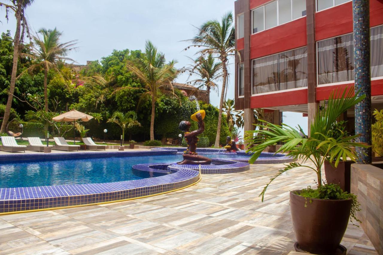 Iris Hotel Toubab Dialao Exterior foto