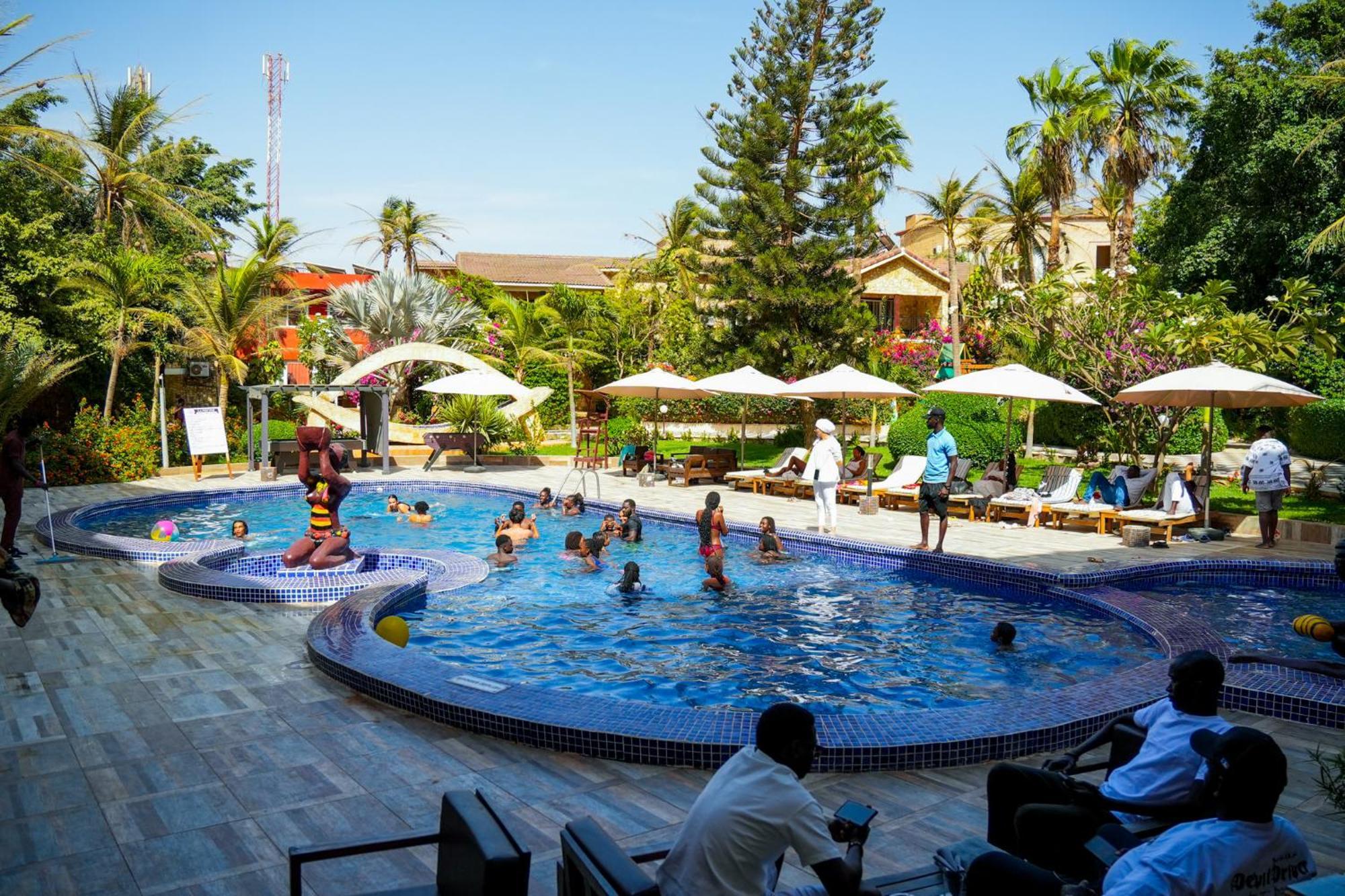 Iris Hotel Toubab Dialao Exterior foto
